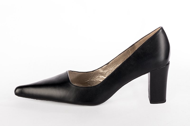 Satin black women's dress pumps,with a square neckline. Pointed toe. Medium block heels. Profile view - Florence KOOIJMAN